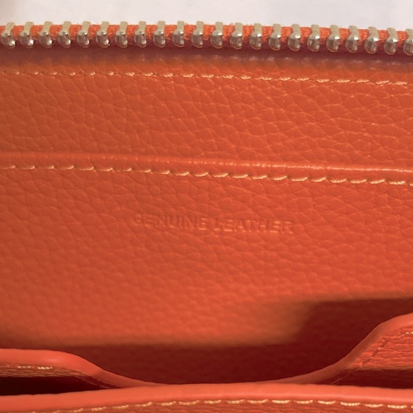 🍊LUXURY Wristlet/Wallet🍊 - Picture 5 of 5